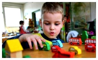 Без сліз і істерик: як підготуватися до першого дня в дитячому саду
