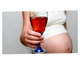 Що можна і не можна пити при вагітності?