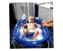 Дитячі ванночки для купання: види і правила вибору
