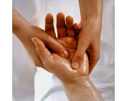 Як робити масаж пальців рук?