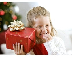 Як подарувати подарунок дитині на новий рік