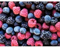 Як правильно заморожувати фрукти і ягоди