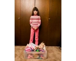Як привчити дитину прибирати свої речі?