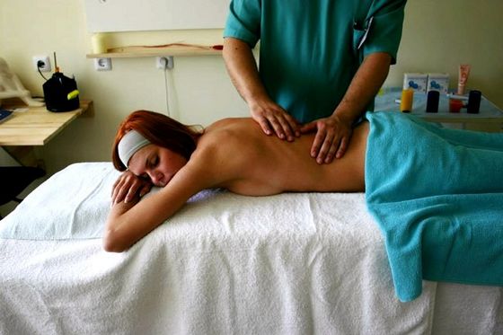 Як реабілітувати здоров`я за допомогою відновного масажу після інсульту