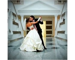 Як вибрати перший весільний танець?