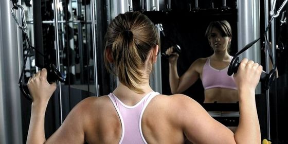 Красива спина: тренування для спалювання жиру