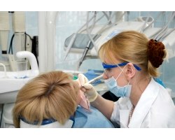 Лікування зубів з анестезією при вагітності