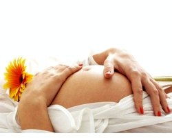 Ниючі болі в животі на останніх днях вагітності