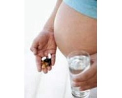 Чи потрібно приймати вітаміни під час вагітності?