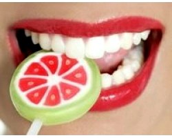 Відбілювання зубів: плюси і мінуси
