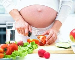 Харчування під час вагітності: що можна і що не можна їсти