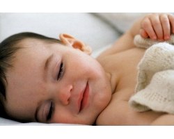 Чому дитина важко прокидається?
