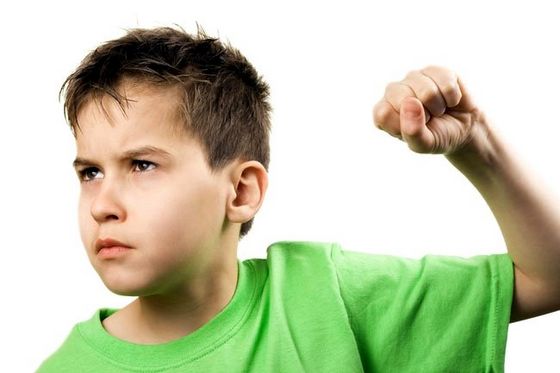 Підліткова агресія: причини та способи боротьби
