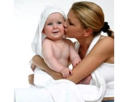 Правила гігієни для новонародженої дитини