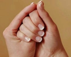 Правильний догляд за нігтями в домашніх умовах