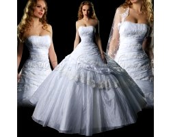 Найкрасивіші пишні весільні сукні