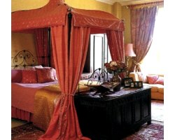 Спальня в римсько-китайському стилі - останній писк моди