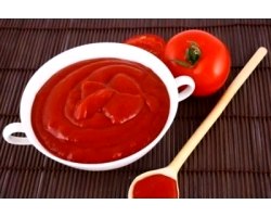 Томатний соус і томатна паста